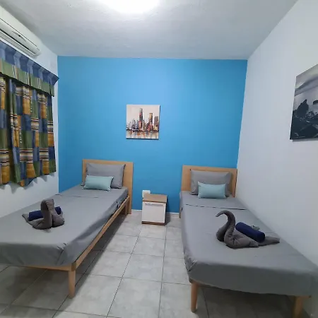 Spacious Seafront Next To Sliema-valeta Ferry *