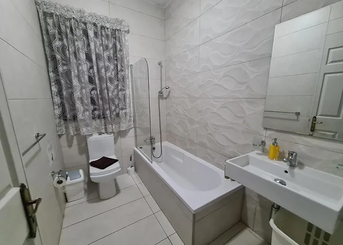 Apartamento Spacious Seafront Next To Sliema-valeta Ferry *